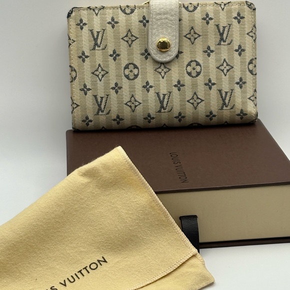 Louis Vuitton Monogram Mini Lin Porte Minnie Billets Viennois M95659 - Picture 2 of 11